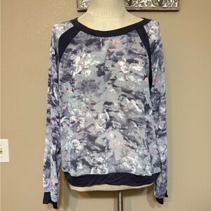 Studio Y Multicolor Abstract Top